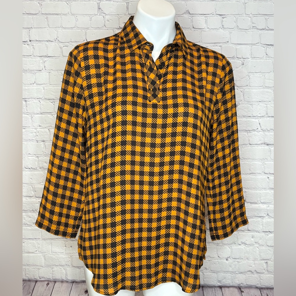 Van Heusen Gold and Navy Blue Checked Collared 3/4 Sleeve Shirt Size S